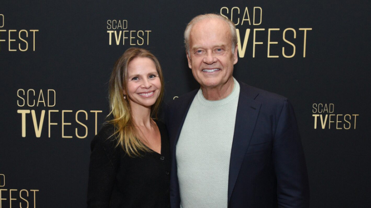 সত্তর বছরে পিতৃত্বের স্বাদ পেলেন কেলসি গ্রামার