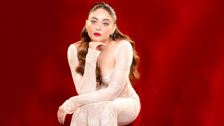 বিবাহবিচ্ছেদের গুঞ্জন উড়িয়ে দিলেন মাহি বিজ