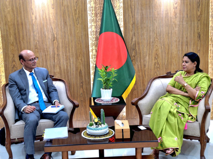 কৃষিজমি সংরক্ষণে এডিবির সহায়তা চাইলেন পরিবেশ উপদেষ্টা