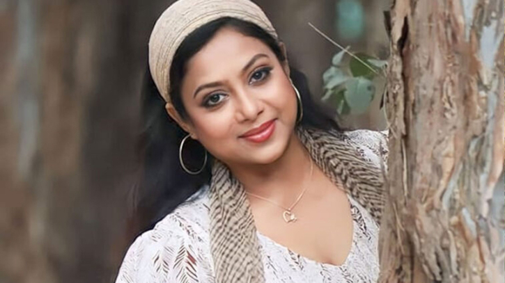 ‘রঙ্গনা’ অসমাপ্ত থেকেও ইউটিউবে আলোচনায় শাবনূর ফিরলেই শুটিং