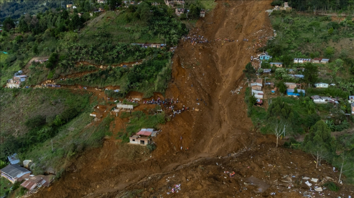 কেনিয়ায় ভূমিধসে নিহত ২১, নিখোঁজ ৩০