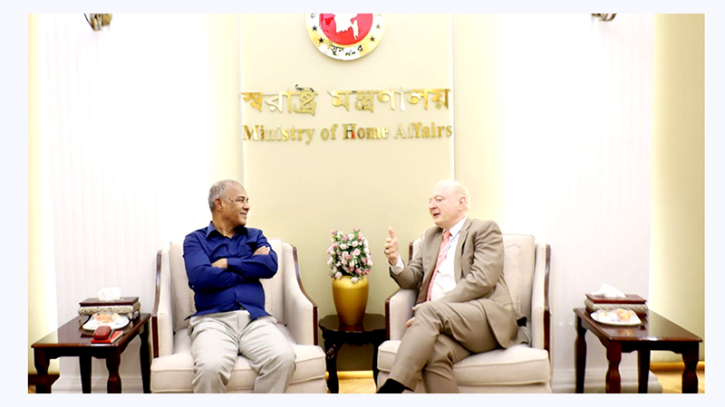 অপরাধ বাড়ছে না, নিয়ন্ত্রণের মধ্যেই রয়েছে: স্বরাষ্ট্র উপদেষ্টা