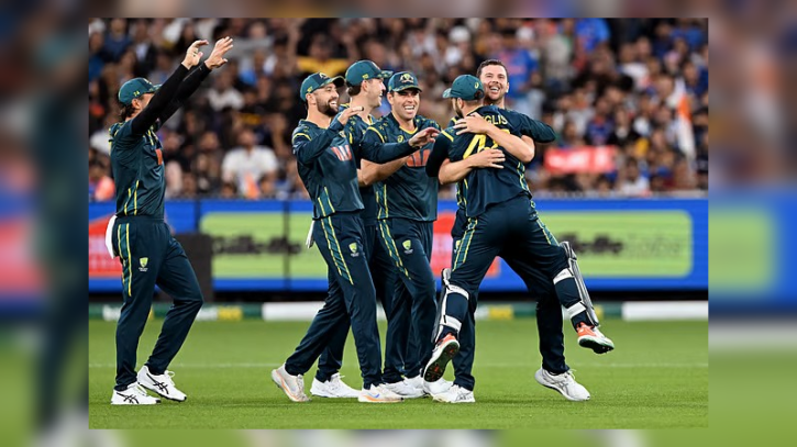 ৪০ বল হাতে রেখে ভারতের বিপক্ষে দাপুটে জয় অস্ট্রেলিয়ার ৪০ বল হাতে রেখে ভারতের বিপক্ষে দাপুটে জয় অস্ট্রেলিয়ার