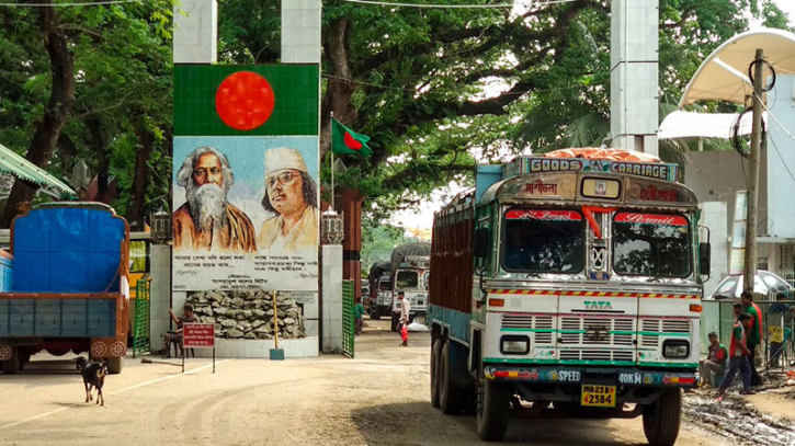  বেনাপোল বন্দর কেলেঙ্কারি: ২ আনসার কমান্ডার প্রত্যাহার
