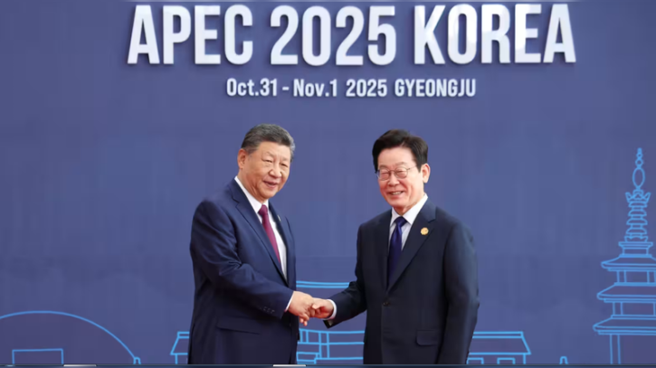 চেইন ভাঙা নয়, হাত মেলানো দরকার চেইন ভাঙা নয়, হাত মেলানো দরকার