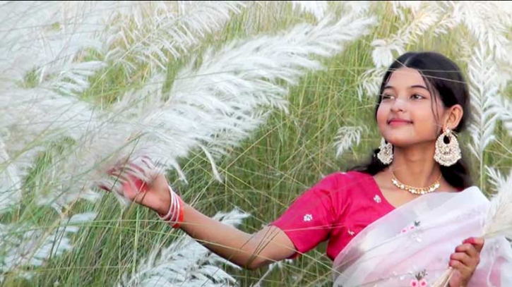 কুড়িগ্রামের চরাঞ্চলে কাশফুল দেখতে ভিড় কুড়িগ্রামের চরাঞ্চলে কাশফুল দেখতে ভিড়