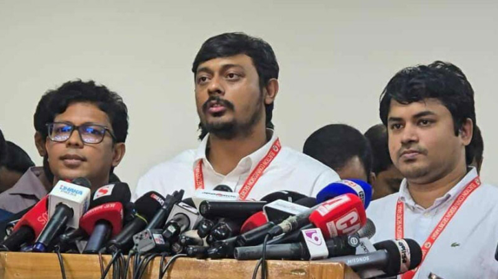 এই কমিশনের অধীনে ভোট অসম্ভব: নাসীরুদ্দীন পাটওয়ারী এই কমিশনের অধীনে ভোট অসম্ভব: নাসীরুদ্দীন পাটওয়ারী