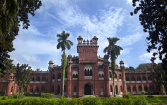 ঢাবি শিক্ষার্থীকে নির্যাতন, আটক হোস্টেল পরিচালক