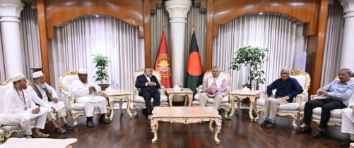 প্রধান উপদেষ্টার সঙ্গে বৈঠকে জামায়াত প্রতিনিধি দল যমুনায়