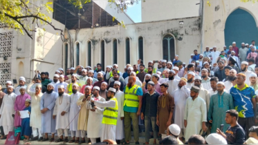 ইসকন নিষিদ্ধের দাবিতে বায়তুল মোকাররমে বিক্ষোভ ইসকন নিষিদ্ধের দাবিতে বায়তুল মোকাররমে বিক্ষোভ