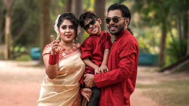তৃতীয়বারের মতো পুত্রসন্তানের বাবা হলেন রুমি