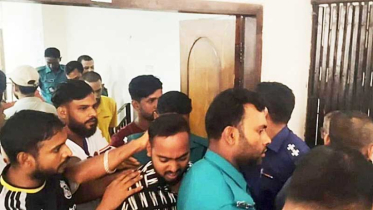 মালয়েশিয়ায় জঙ্গি সংশ্লিষ্টতা : আরও ৪ বাংলাদেশি ২ দিনের রিমান্ডে মালয়েশিয়ায় জঙ্গি সংশ্লিষ্টতা : আরও ৪ বাংলাদেশি ২ দিনের রিমান্ডে