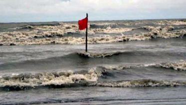 গভীর নিম্নচাপে উত্তাল সাগর, সমুদ্রবন্দরে ৩ নম্বর সতর্কসংকেত 