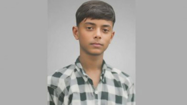 উৎসবের আনন্দে শোকের ছায়া