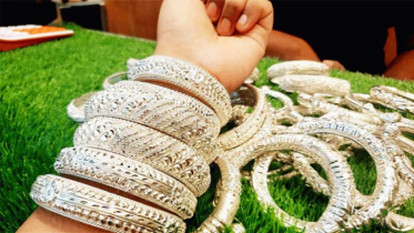 স্বর্ণের পর রুপার দামেও রেকর্ড বৃদ্ধি