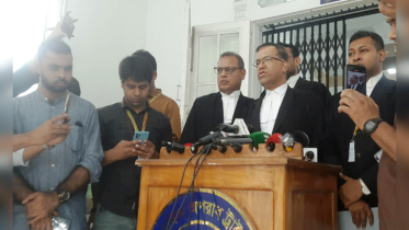 অপরাধী হলে পালিয়ে যেতেন: আসামিপক্ষের আইনজীবী