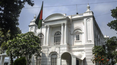 গ্রেফতার দেখিয়ে ১৫ সেনা কর্মকর্তাকে কারাগারে পাঠানোর নির্দেশ