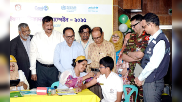 টাইফয়েড প্রতিরোধে সতর্ক থাকতে হবে: গণশিক্ষা উপদেষ্টা