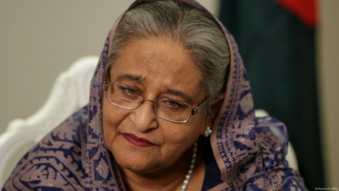 শেখ হাসিনার নির্দেশ: ‘এবার শুরুতেই দিবা’