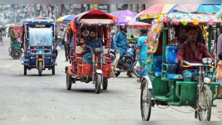 প্রতিদিন বাড়ছে ইলেকট্রিক বাহন, বদলে যাচ্ছে ঢাকা প্রতিদিন বাড়ছে ইলেকট্রিক বাহন, বদলে যাচ্ছে ঢাকা