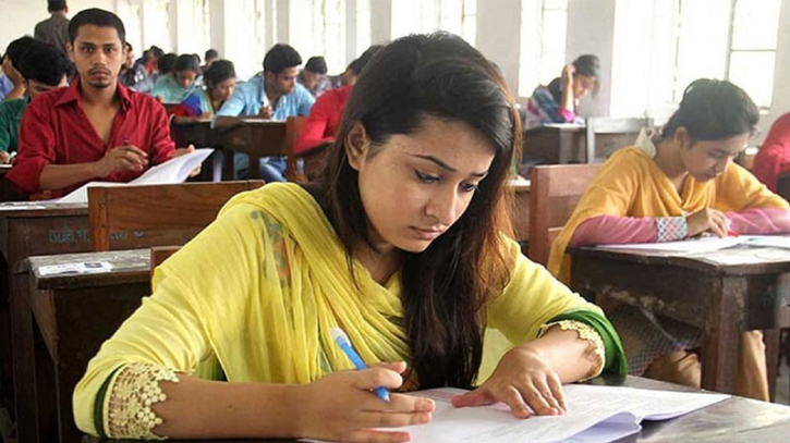 ৩ সরকারি ব্যাংকে চাকরির পরীক্ষা ১৭ অক্টোবর ৩ সরকারি ব্যাংকে চাকরির পরীক্ষা ১৭ অক্টোবর