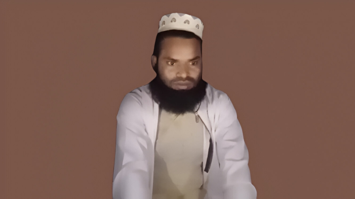 মাদ্রাসা ছাত্রীকে ধর্ষণচেষ্টার অভিযোগে প্রধান শিক্ষক আটক মাদ্রাসা ছাত্রীকে ধর্ষণচেষ্টার অভিযোগে প্রধান শিক্ষক আটক