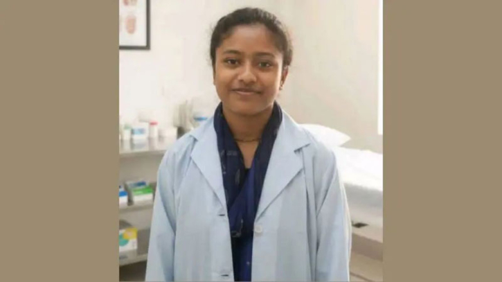 মৃত্যুর কারণ নিয়ে ধোঁয়াশা, উদ্বেগে সহপাঠীরা