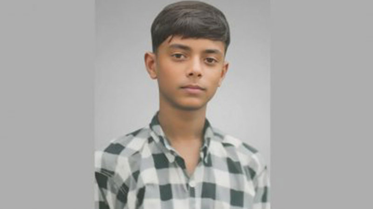 উৎসবের আনন্দে শোকের ছায়া উৎসবের আনন্দে শোকের ছায়া