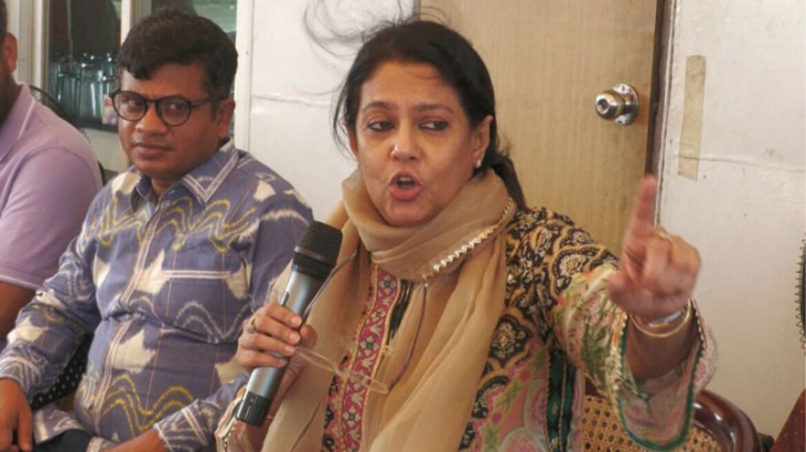 সেন্টমার্টিন দখলকারীদের জোরালো বার্তা দিয়েছি: রিজওয়ানা সেন্টমার্টিন দখলকারীদের জোরালো বার্তা দিয়েছি: রিজওয়ানা