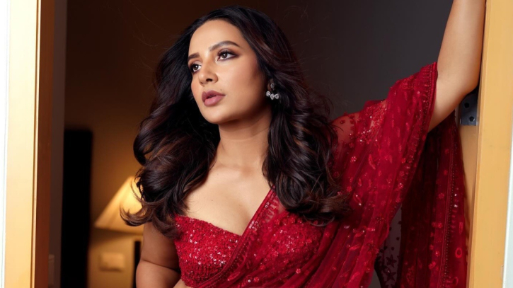 ‘লেডি সুপারস্টার’ তকমা নিয়ে মুখ খুললেন শুভশ্রী ‘লেডি সুপারস্টার’ তকমা নিয়ে মুখ খুললেন শুভশ্রী