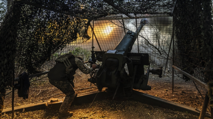 ইউক্রেনে দুই হাজার সৈন্য পাঠাবে ফ্রান্স, দাবি এসভিআরের ইউক্রেনে দুই হাজার সৈন্য পাঠাবে ফ্রান্স, দাবি এসভিআরের