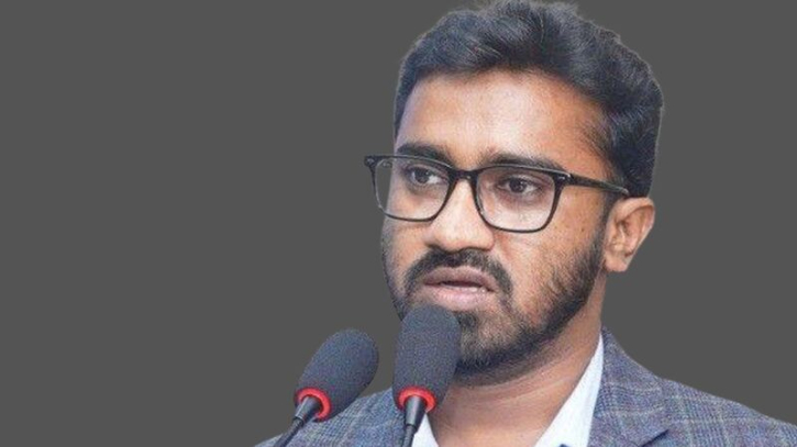 নাসীরুদ্দীনকে ‘পাগলের প্রলাপ’ পড়াতে নিষেধ করলেন রাশেদ খান নাসীরুদ্দীনকে ‘পাগলের প্রলাপ’ পড়াতে নিষেধ করলেন রাশেদ খান