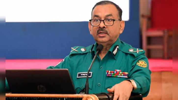 জাতীয় নির্বাচন ঘিরে সারাদেশে পুলিশের প্রশিক্ষণ চলছে: ডিএমপি কমিশনার জাতীয় নির্বাচন ঘিরে সারাদেশে পুলিশের প্রশিক্ষণ চলছে: ডিএমপি কমিশনার