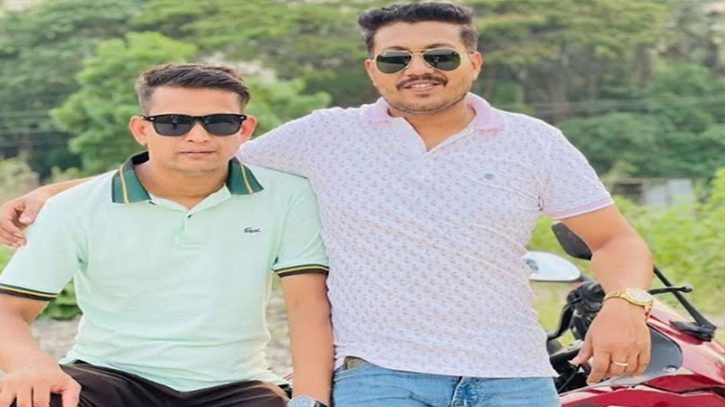 এক্সপ্রেসওয়েতে কাভার্ডভ্যানের ধাক্কায় দুই ছাত্রদল নেতা নিহত
