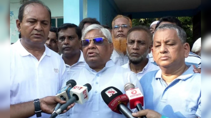 আওয়ামী লীগ নিষিদ্ধ হওয়ার আগে জামায়াত নিষিদ্ধ হওয়া উচিত