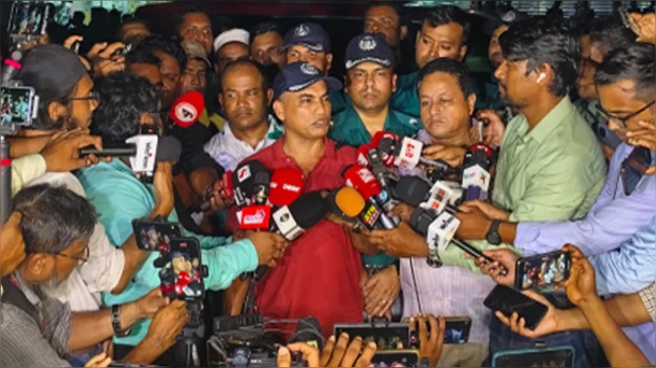 নিরাপত্তায় আইনশৃঙ্খলা বাহিনীর ৫ হাজার সদস্য মোতায়েন নিরাপত্তায় আইনশৃঙ্খলা বাহিনীর ৫ হাজার সদস্য মোতায়েন