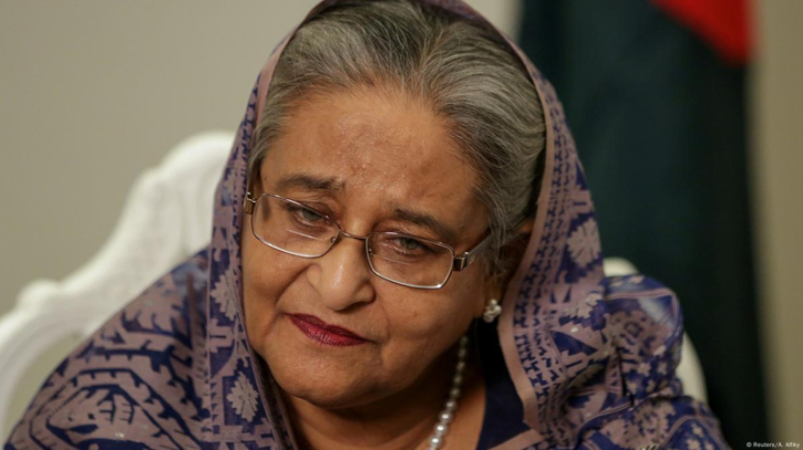 শেখ হাসিনার নির্দেশ: ‘এবার শুরুতেই দিবা’