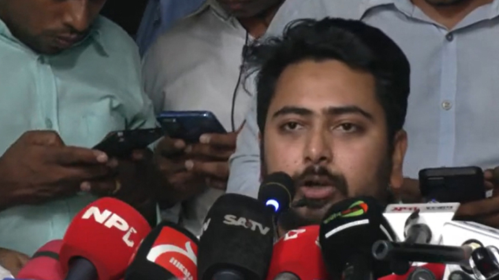 জুলাই সনদ বাস্তবায়নে নিশ্চয়তা না পেলে স্বাক্ষর নয় : নাহিদ ইসলাম