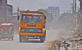 বায়ুদূষণে ধুঁকছে ঢাকা
