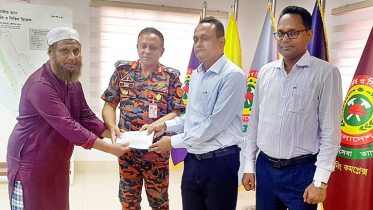 ফায়ার ফাইটারদের পরিবার পেল ১৩ লাখ টাকা
