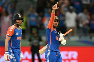 পাকিস্তানকে হারিয়ে সুপার ফোর শুরু ভারতের