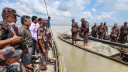 তিস্তায় অবৈধ পাথর উত্তোলন: ১৩ নৌকা বিনষ্ট করল প্রশাসন