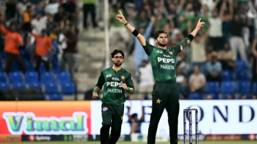 শ্রীলঙ্কাকে হারিয়ে জিতে গেল পাকিস্তান