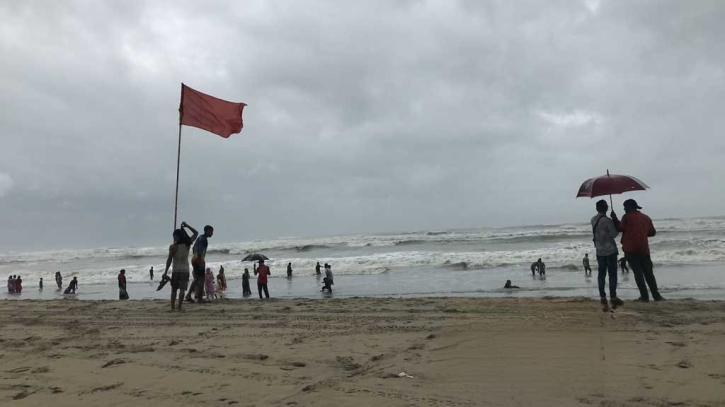 বঙ্গোপসাগরে সুস্পষ্ট লঘুচাপ, ৪ বন্দরে ৩ নম্বর সতর্ক সংকেত
